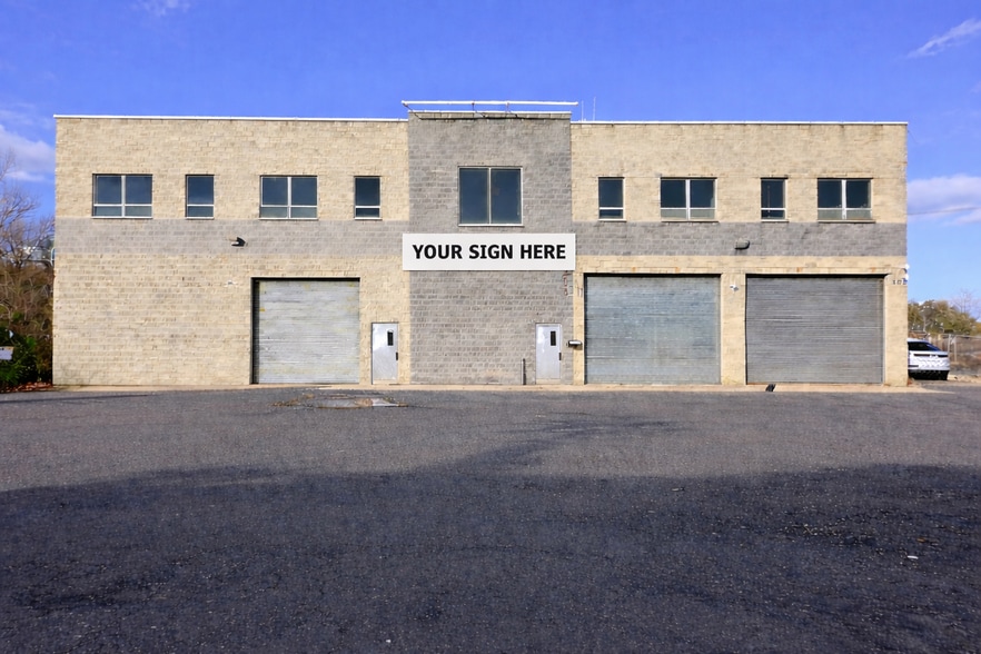 Primary Photo Of 205 E 1st Ave, Roselle Warehouse For Lease