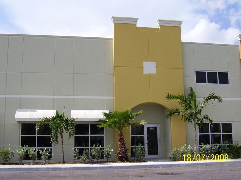 More Photos Of 11231 NW 20th St, Miami Warehouse For Lease