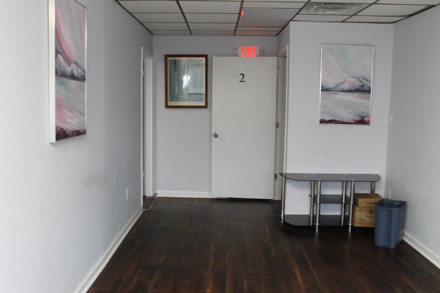 More Photos Of 3321 Doris Ave, Ocean Unknown For Lease