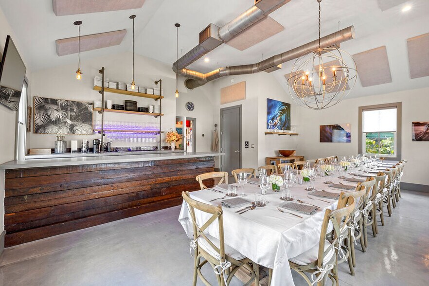 More Photos Of 1766 14th Ave, Vero Beach Restaurant For Sale