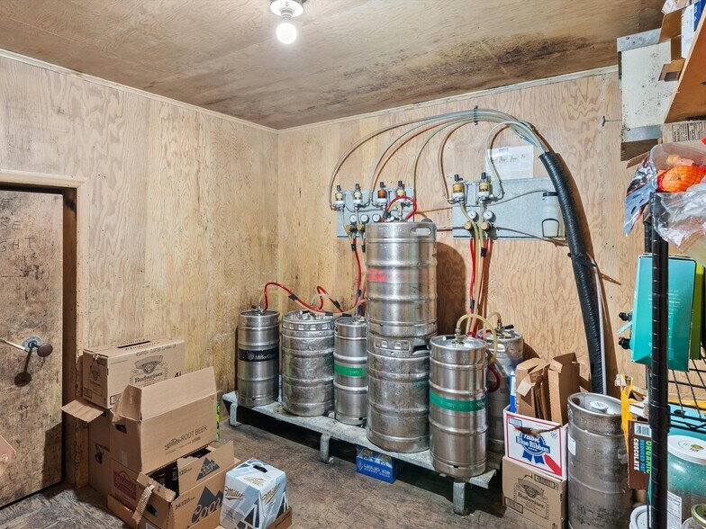 More Photos Of N4494 State Highway 42, Kewaunee Restaurant For Sale