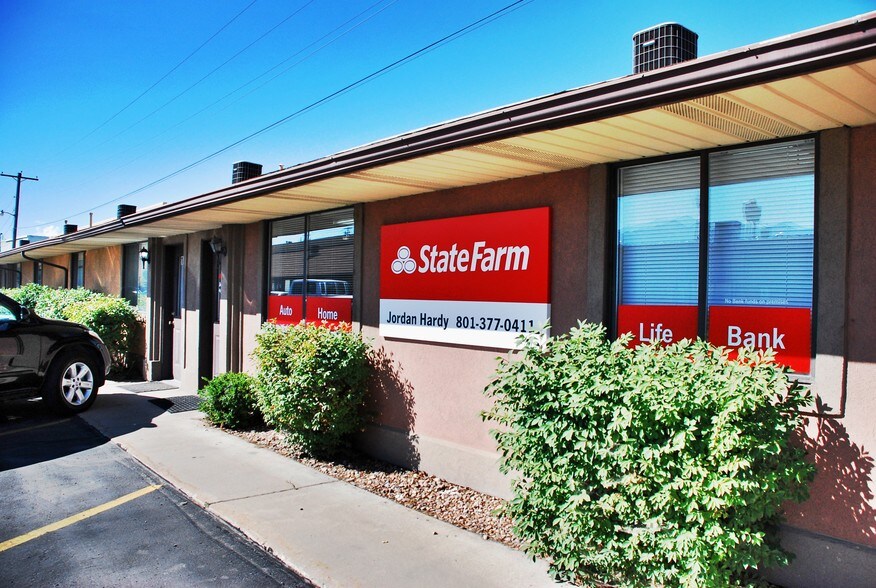 More Photos Of 1455-1463 W Center St, Orem Showroom For Lease