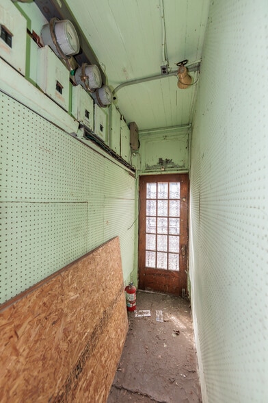 More Photos Of 4134-4136 Lorain Ave, Cleveland Storefront Retail Residential For Sale