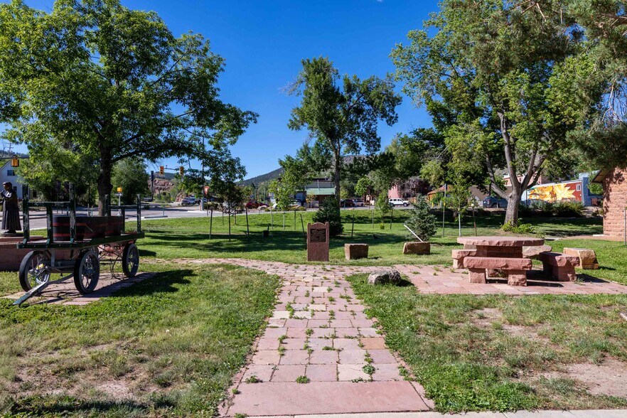 More Photos Of 442 High St, Lyons Restaurant For Sale