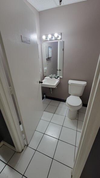 More Photos Of 10207-10235 General Dr, Orlando Warehouse For Lease