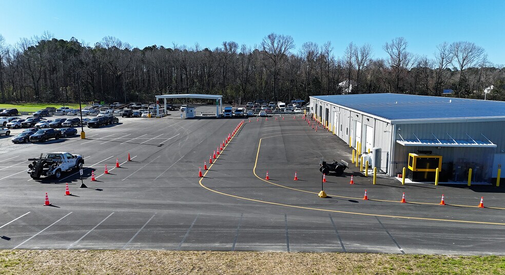 More Photos Of 169 Auction Dr, Rocky Point General Retail For Sale