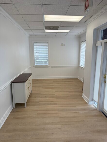 More Photos Of 2711-2713 Maguire Rd, Ocoee Medical For Lease