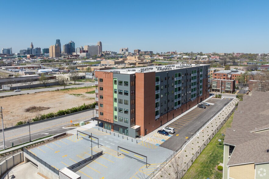 More Photos Of 1901 Vine St, Kansas City Multifamily For Sale