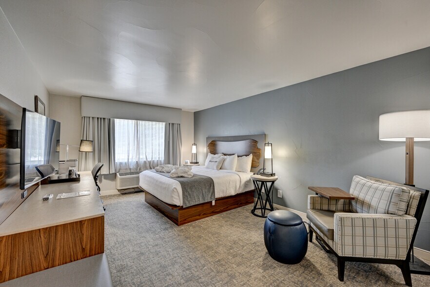 More Photos Of 733 US Highway 24 N, Buena Vista Hotel For Sale