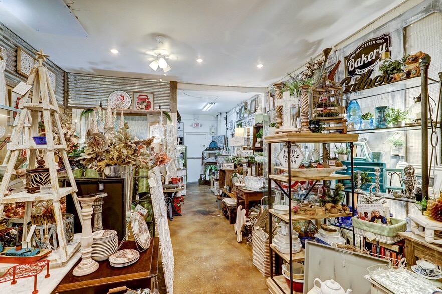 More Photos Of 8380 Spencer Hwy, La Porte Freestanding For Sale