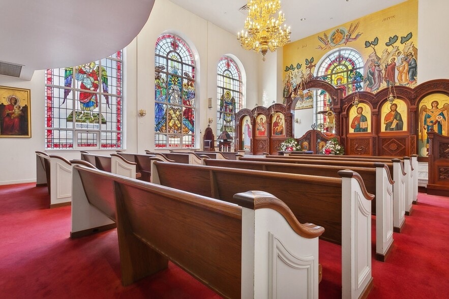 More Photos Of 3 Lehman Ter, Yonkers Congregate Senior Housing For Sale