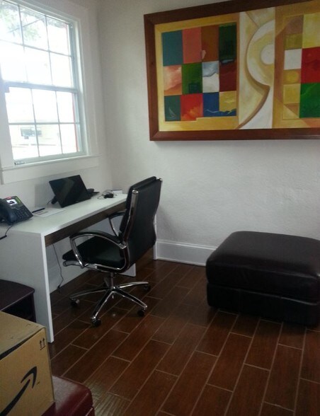 More Photos Of 934 Bradshaw Ter, Orlando Office For Sale