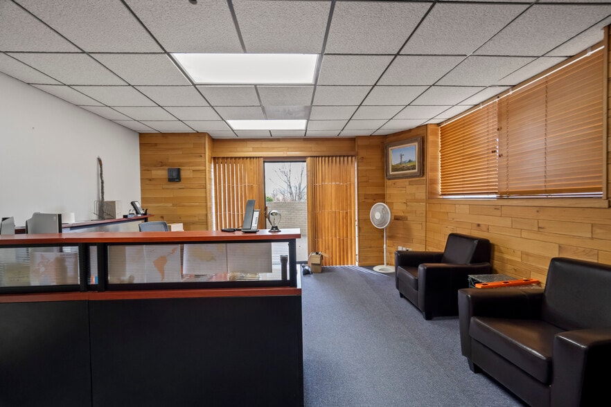 More Photos Of 4985 N 30th St, Colorado Springs Manufacturing For Sale