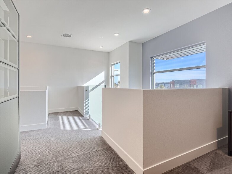 More Photos Of 7336 W Post Rd, Las Vegas Loft Creative Space For Lease