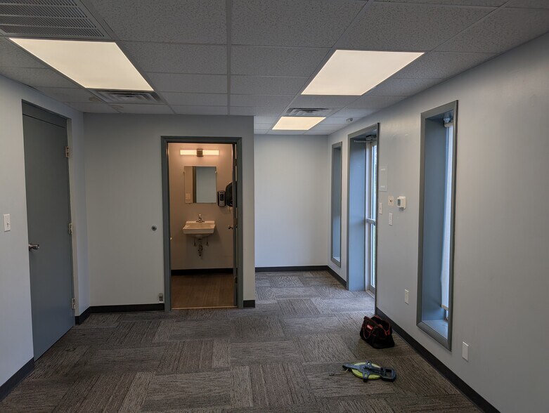 More Photos Of 4089 Pepperell Way, Dublin Manufacturing For Lease