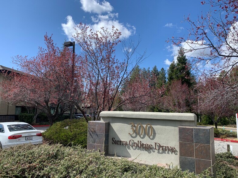 More Photos Of , Grass Valley Office For Sale