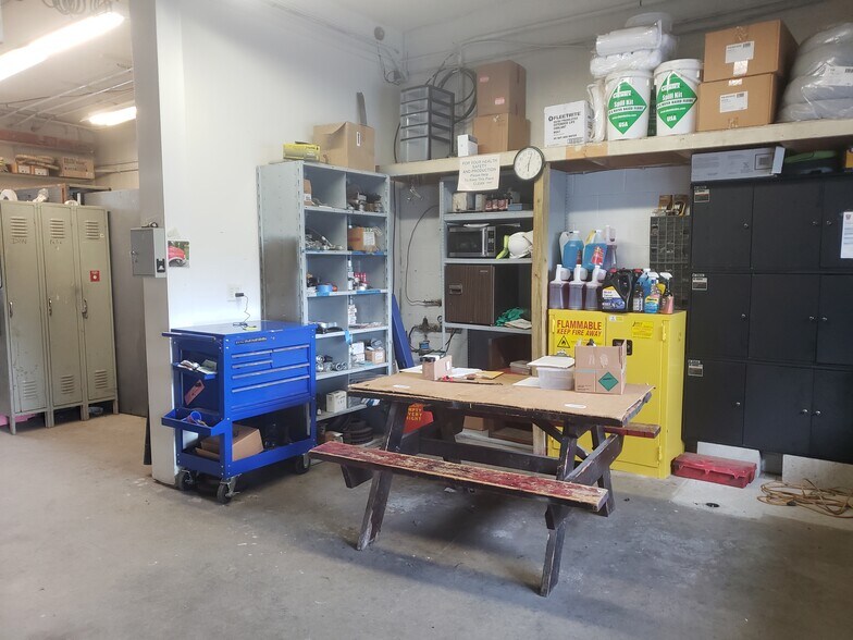 More Photos Of Mountainview Street, Easthampton Warehouse For Sale