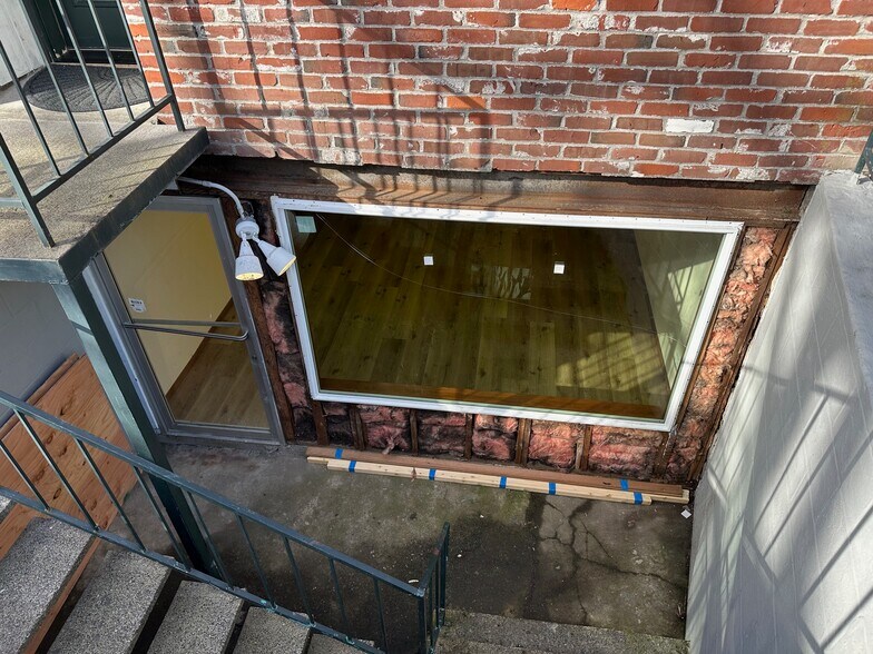 More Photos Of 1415 GRAND Blvd, Vancouver Medical For Sale
