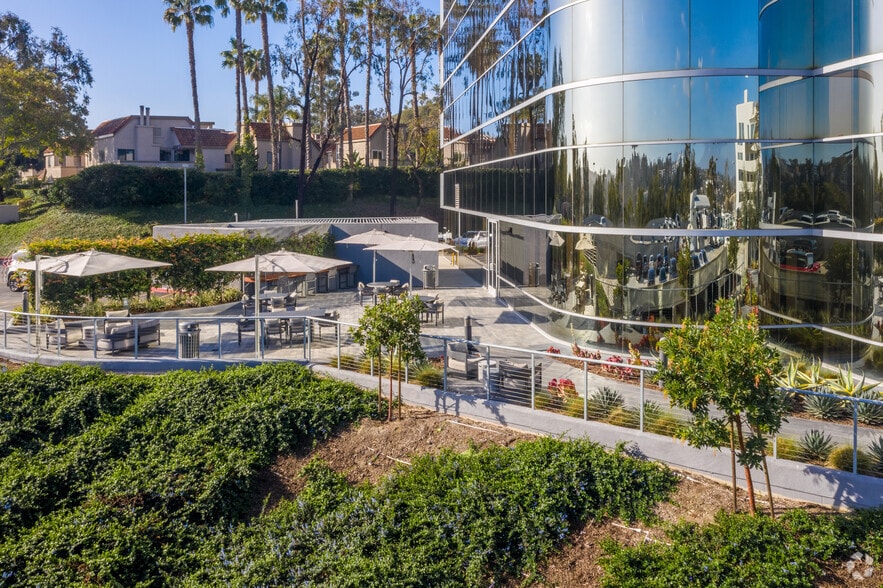 More Photos Of 28202 Cabot Rd, Laguna Niguel Office For Sale