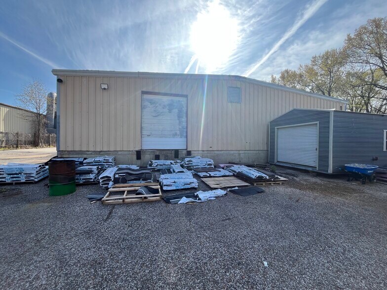 More Photos Of 3983 Homewood Rd, Memphis Office For Sale