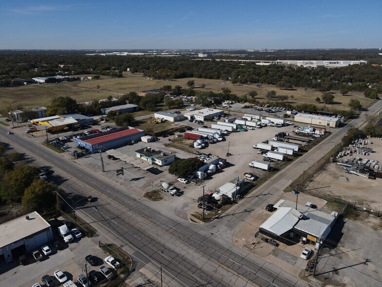 More Photos Of 2626 E Main St, Grand Prairie Truck Terminal For Lease