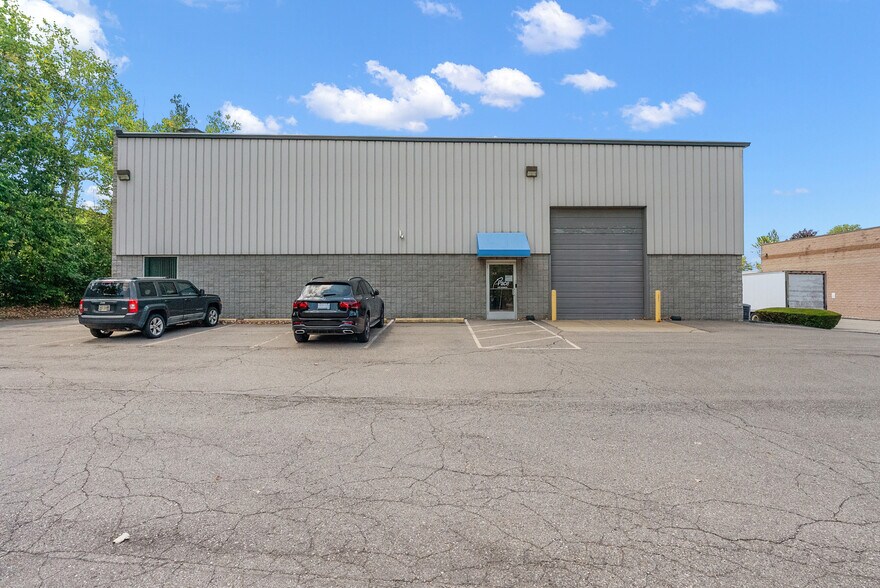 More Photos Of , Wixom Industrial For Sale