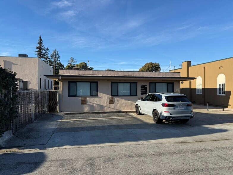 More Photos Of 422-426 Peninsula Ave, San Mateo Medical For Sale