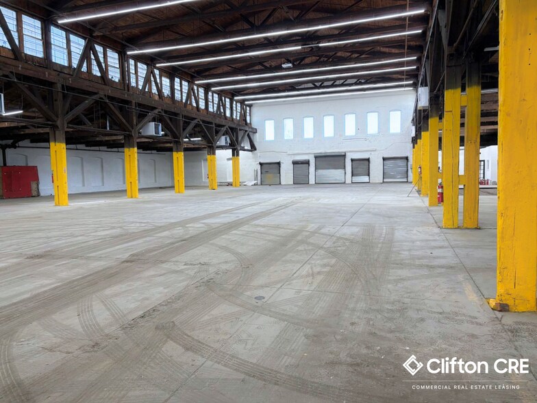 More Photos Of 5 Slater Dr, Elizabeth Warehouse For Lease