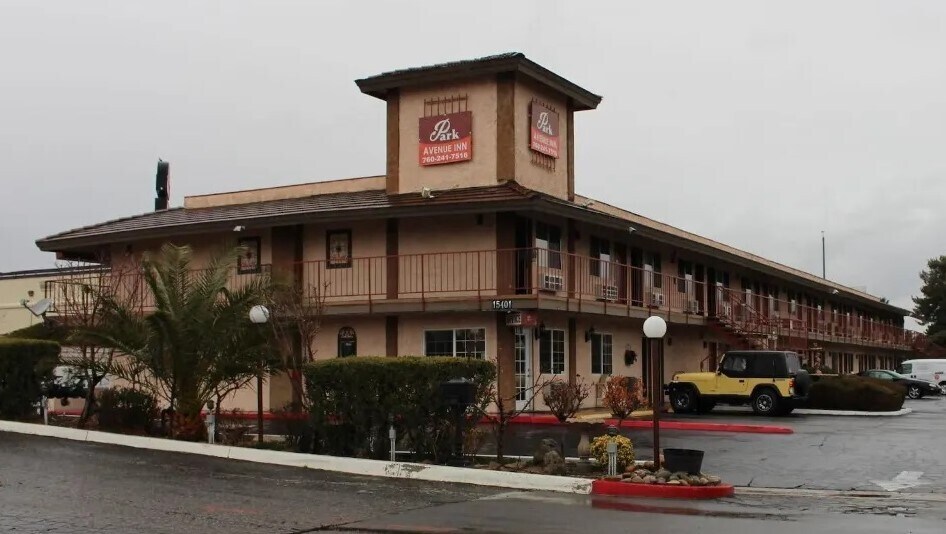 More Photos Of 15401 Park Ave E, Victorville Hotel For Sale