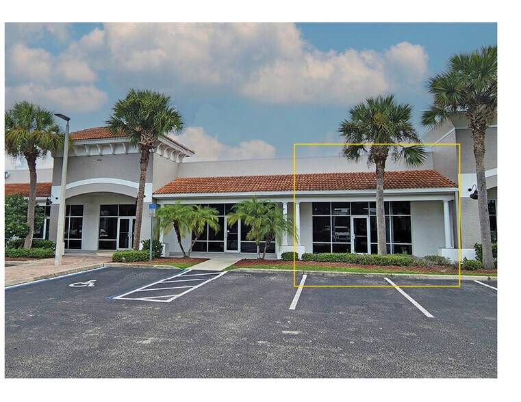 More Photos Of 28811 S Tamiami Trl, Bonita Springs General Retail For Lease