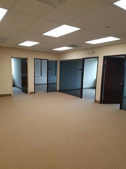 More Photos Of 280 State Route 35, Red Bank Medical For Lease