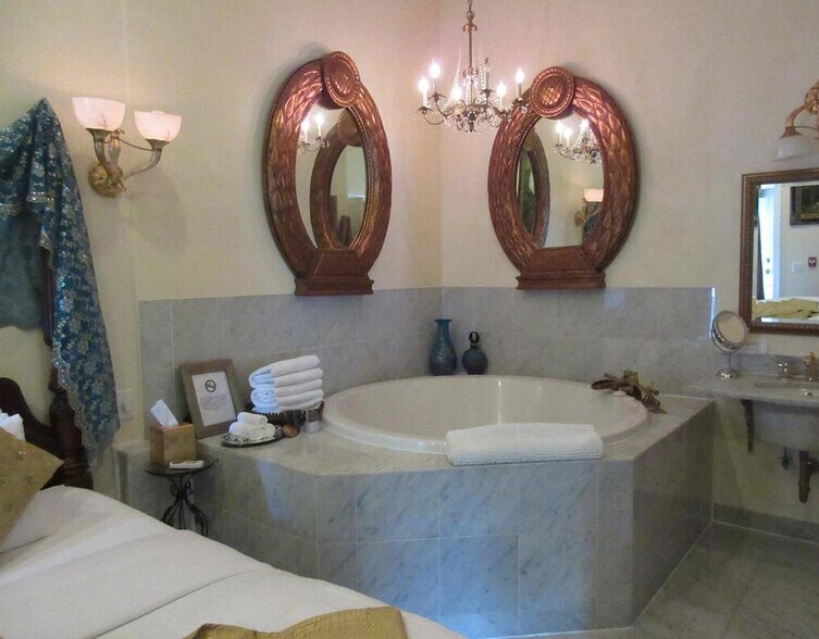 More Photos Of 10605 State Route 108, Columbia Hotel For Sale