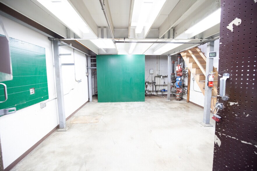 More Photos Of 1001 S 3rd St W, Missoula Manufacturing For Sale