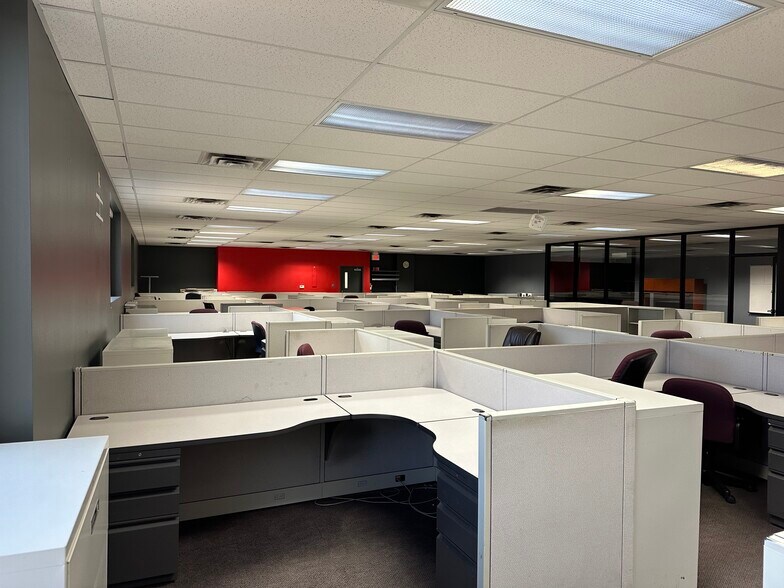 More Photos Of 11355 Stephens Rd, Warren Office For Sale