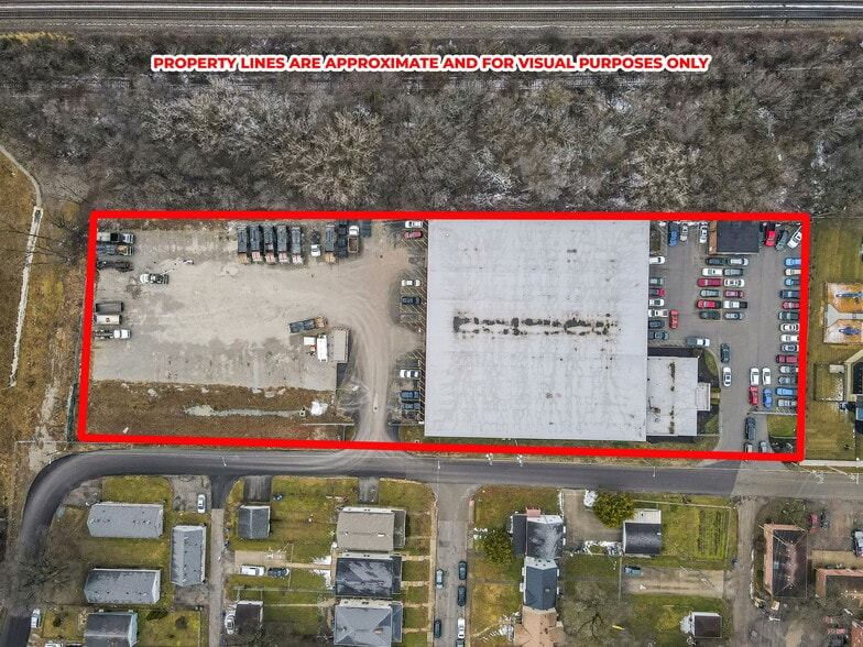 More Photos Of 808 Rhoads Ave, Columbus Warehouse For Lease