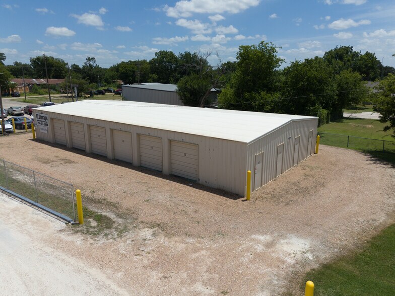 More Photos Of 217 Winter St, Marlin Industrial For Sale