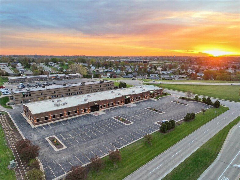 Primary Photo Of 1545 Associates Dr, Dubuque Office For Sale