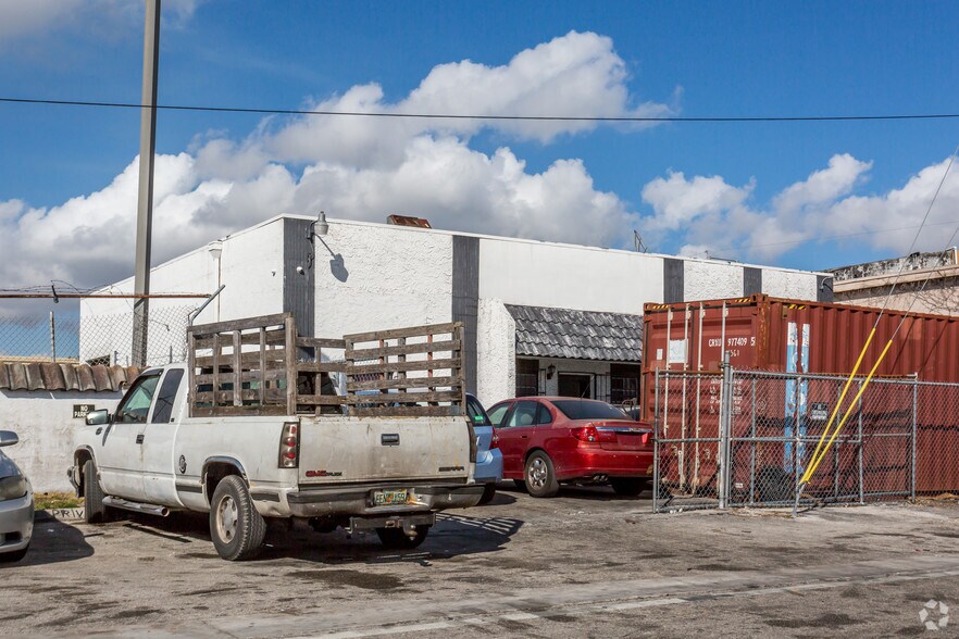 Primary Photo Of 8015-8025 NW 98th St, Hialeah Warehouse For Sale