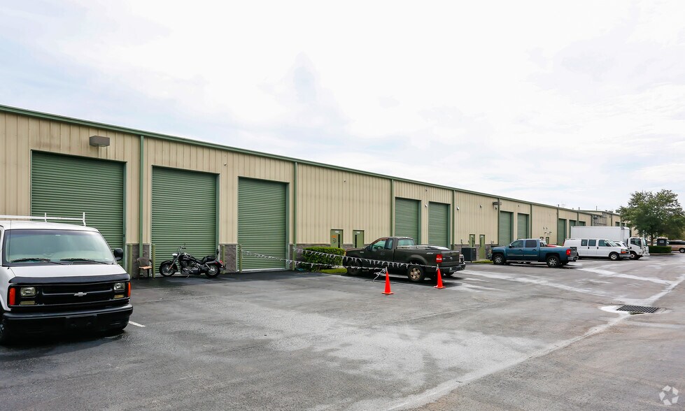 More Photos Of 2100 Ronald Reagan Blvd, Longwood Showroom For Sale