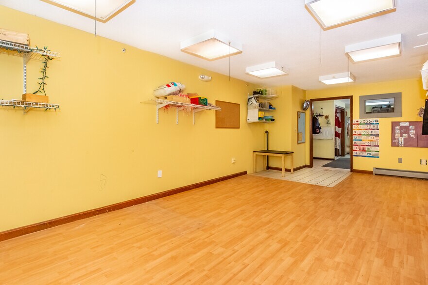 More Photos Of 105 Durham Rd, Dover Daycare Center For Sale