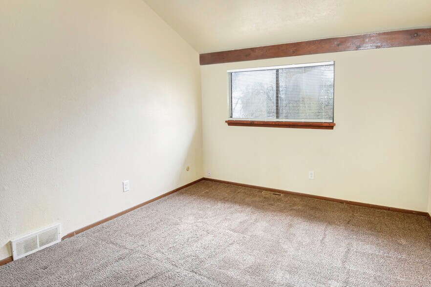 More Photos Of 1618 Donovan Pl, Longmont Multifamily For Sale