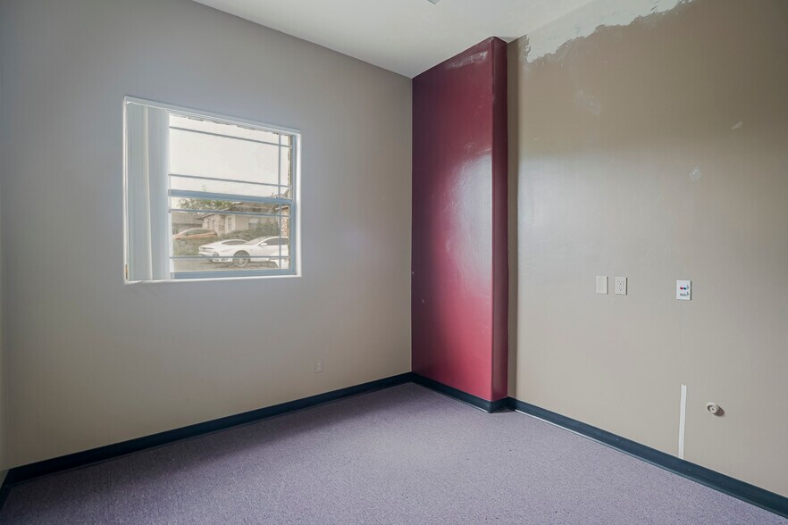 More Photos Of 3107 Clearwater Dr, Prescott Office For Sale
