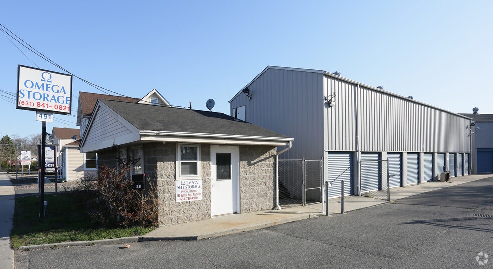 More Photos Of 491 Broadway, Amityville Self Storage For Sale