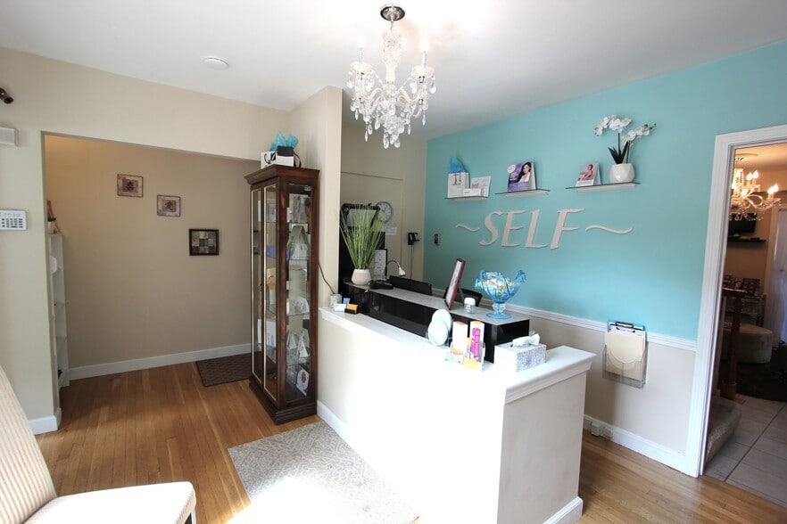 More Photos Of 323 W Central St, Franklin Office For Sale