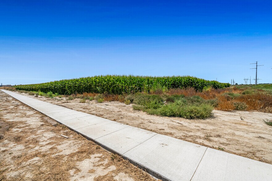 More Photos Of 1 Haven Ave, Ontario Land For Sale