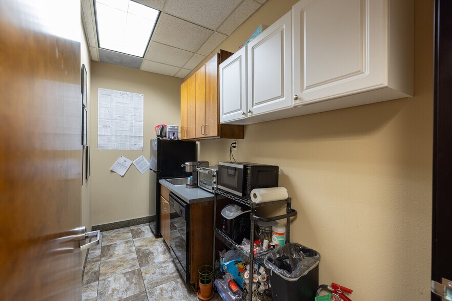 More Photos Of 8203 Sierra College Blvd, Roseville Office For Sale