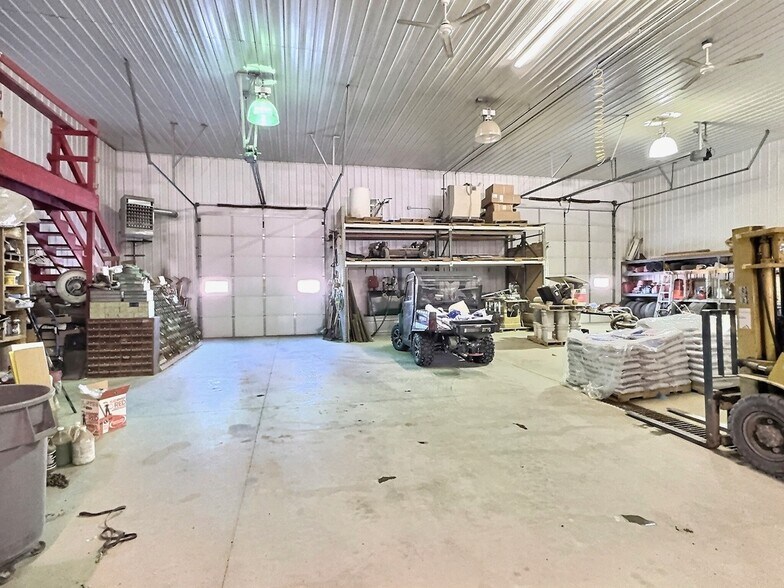 More Photos Of 1006 S Lawler, Mitchell Warehouse For Sale