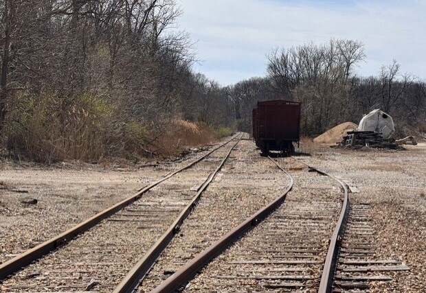 More Photos Of 901 US 6 Hwy, Spring Valley Warehouse For Lease