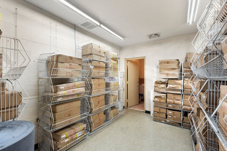 More Photos Of 100-118 John F Kennedy Dr N, Bloomfield Warehouse For Sale