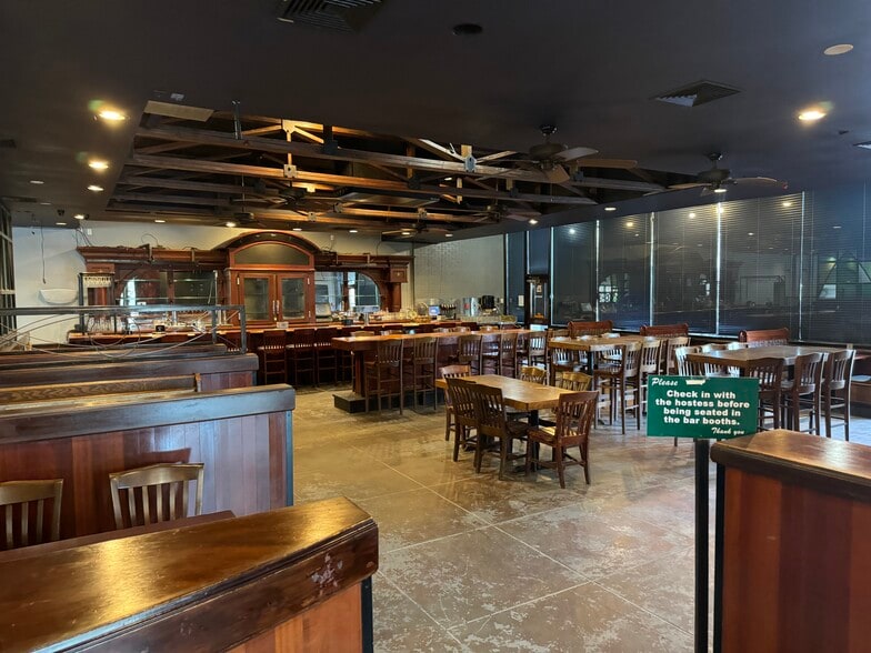 More Photos Of 914 Mall Loop Rd, High Point Restaurant For Sale